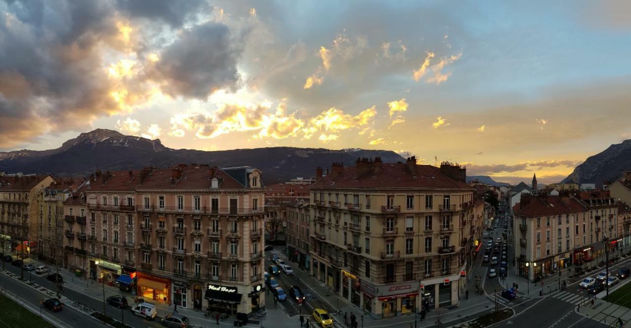 Ferienwohnung Le Balcon De L'Aigle Grenoble Exterior foto